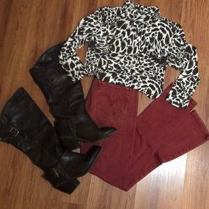 Red Levi’s Skinny Jeans